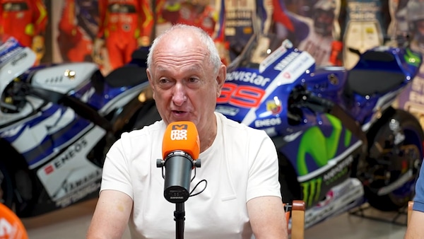 MotoGP, Forcada duro dopo il caso Bezzecchi: "Le moto, una volta cadute, vanno spente"