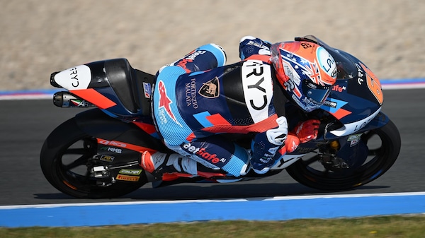 Moto3, GP Olanda: guizzo di Kelso nelle Practice, Pini ottimo 2°