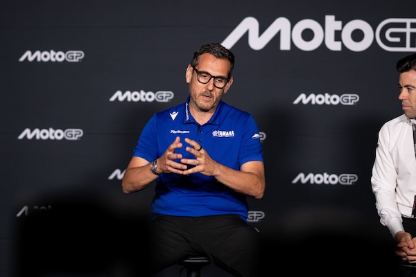 Motore di derivazione stradale e telaio prototipale: le novità della nuova Moto3 targata Yamaha