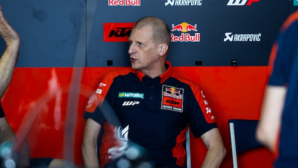 KTM spiega il doppio stop di Acosta: "è intervenuta la modalità 'protezione' "
