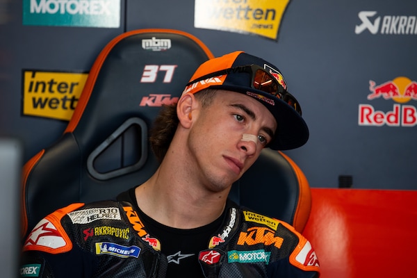 GP Olanda, Acosta infortunato: “Soffro di tunnel carpale, mi opererò martedì”