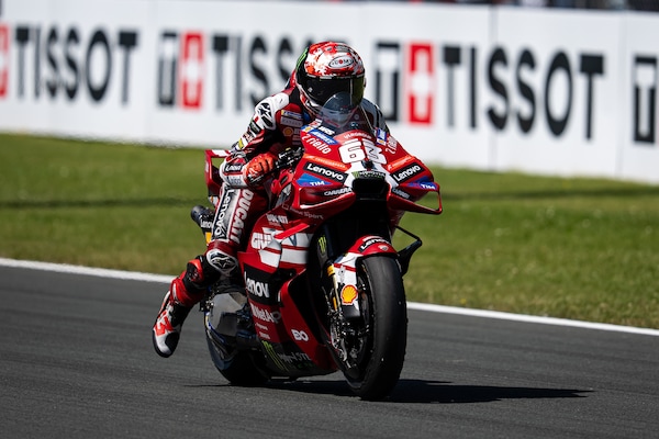 GP Assen, Bagnaia, gioia e beffa: nasce il figlio, poi il ritiro: "I freni mi hanno costretto al ritiro”