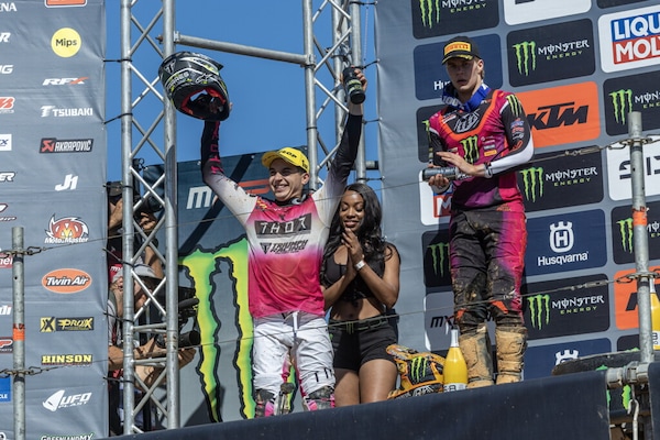 MX2: Farres trionfa in Portogallo