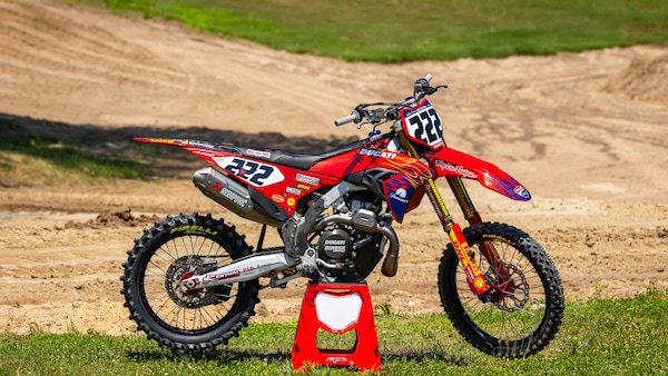 National: la livrea speciale di Cairoli firmata Troy Lee
