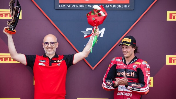 Gli manca solo Donington: Bulega va nel Regno Unito con mezza corona SBK in testa