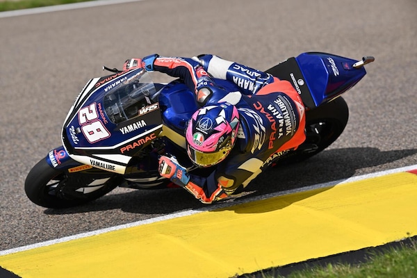 Moto2 Germania: Izan Guevara batte Ivan Ortolà e David Alonso, ottavo Tony Arbolino