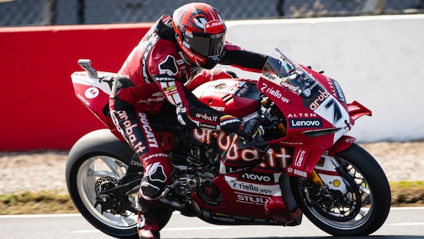 Lecuona: "Le altre Case dovrebbero fare come la Ducati in SBK"