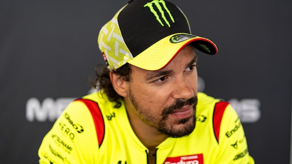Snobbavano la SBK, ora la vogliono: piloti MotoGP in cerca di occupazione 2027