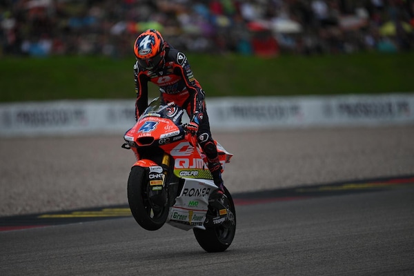 Moto2 Germania: Ivan Ortolà firma il suo secondo successo e conquista il Sachsenring davanti a Daniel Holgado