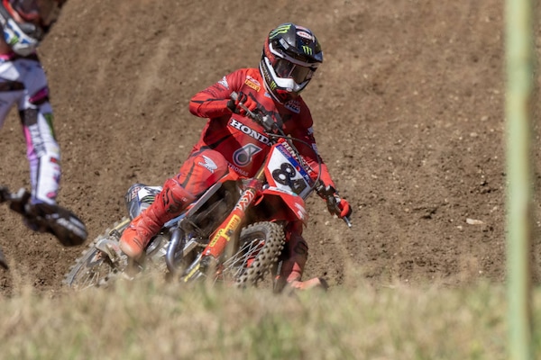 Motocross: il sorpasso di Herlings