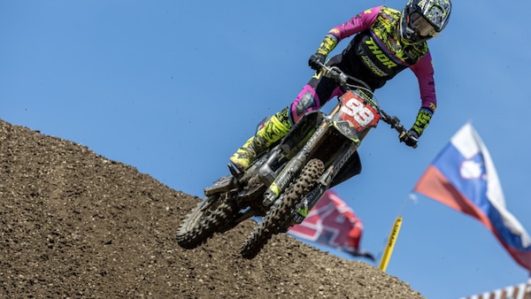 MX2: Farres vince anche a Loket e vola in campionato