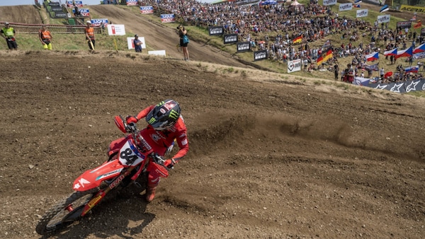 MXGP: Herlings continua a dominare sulla sabbia di Lommel