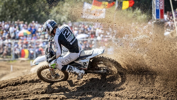 EMX250: Skovbjerg conquista Lommel e accorcia su Garcia