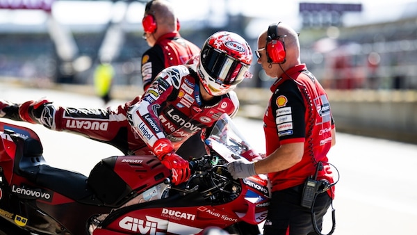 Bagnaia non ci gira intorno: "Aprilia così lontane da non riuscire a vederle"