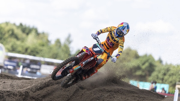 MX2: Langenfelder conquista la pole, dramma Farres in qualifica!