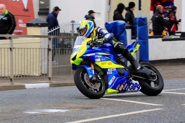 È Mauro Poncini il pilota scomparso ieri al ManxGP