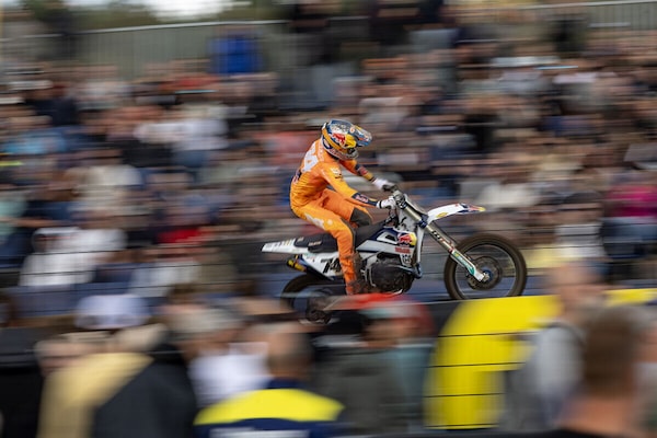 MXGP: de Wolf out fino a fine stagione
