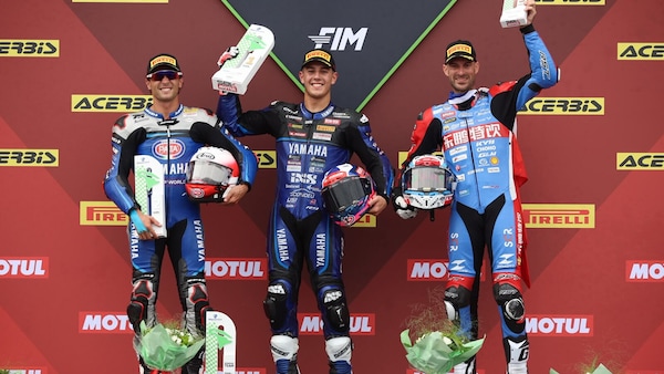 Magny-Cours: Oncu spreca, Garcia vince la sua prima gara in SSP