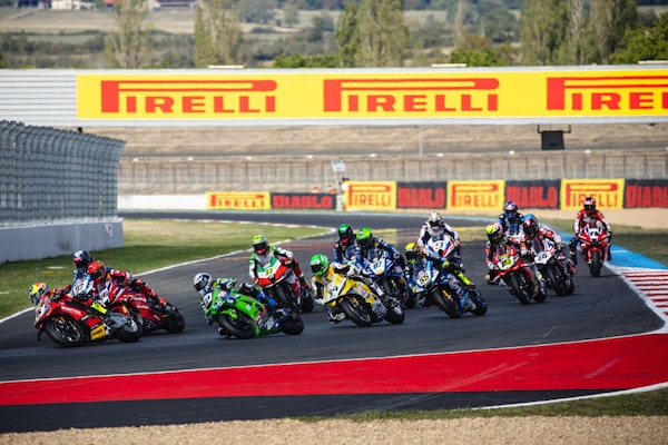 SBK Magny-Cours: ecco come cambia la classifica, Nicolò Bulega ad un passo dal titolo