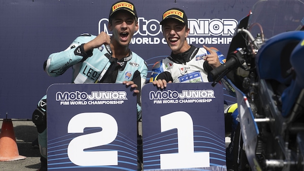 FIM MotoJunior, Valencia parla italiano: Pritelli e Savino al top in Moto4