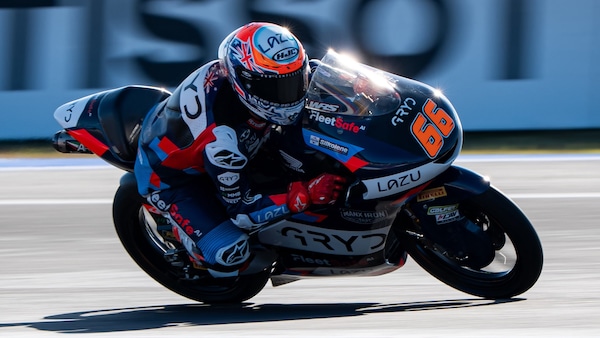 Moto3, GP Misano: guizzo di Kelso nelle FP1, Carraro in Top 5