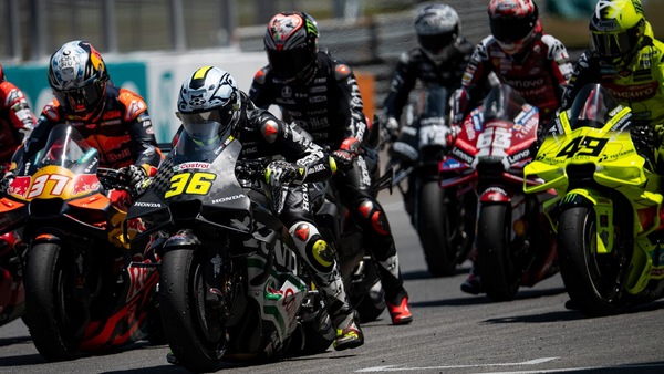 I test MotoGP della discordia mettono uno contro l’altro i piloti: “E’ assurdo e ingiusto”