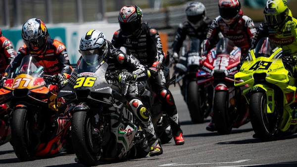 I test MotoGP della discordia mettono uno contro l’altro i piloti: “E’ assurdo e ingiusto”