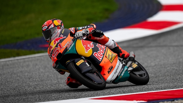 Moto3, GP Austria: Uriarte al comando nelle FP2 bagnate, Pini e Bertelle in Top 10