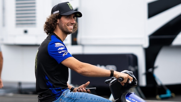 Sulle orme di Petrucci e Checa: Alex Rins apre le porte alla Dakar e non solo