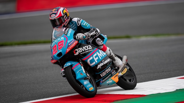 La Moto3 ha un solo padrone: Quiles trionfa anche in Austria, Almansa out!
