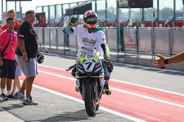 Il CIV incorona il primo campione a Cremona: Filippo Bianchi è tricolore Sportbike