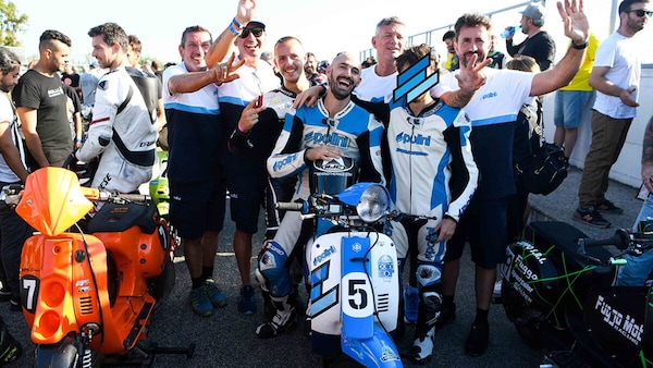Due podi fantastici per la coppia del Team Vespa Polini nell’ardua 500 km Endurance di Pomposa