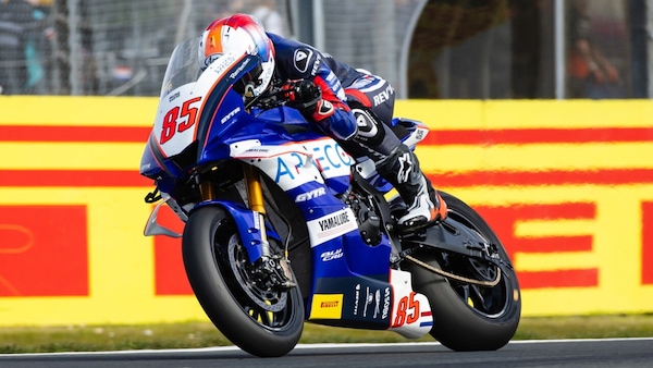 Smits torna in azione: round SBK finali con MotoXracing