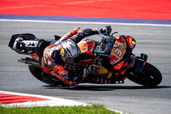 MotoGP, con la vittoria di Pedro Acosta solo tre i piloti a secco in classe regina