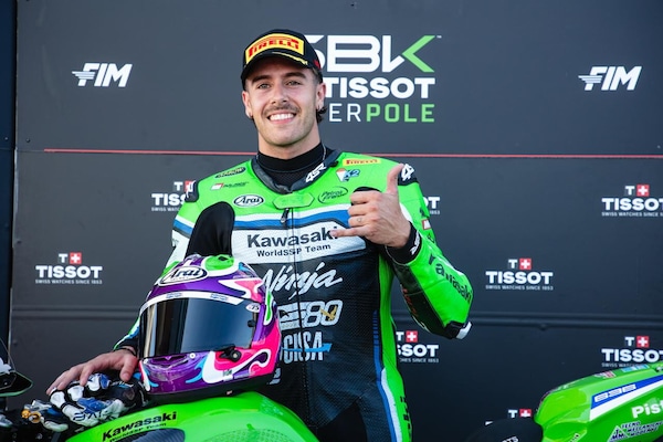 Alcoba e Kawasaki in pole in una Supersport da record!