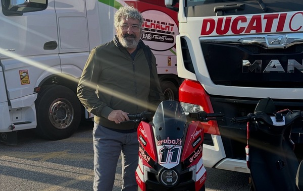 “Tatanka” nel paddock SBK: Hubner alla scoperta del campionato a Cremona