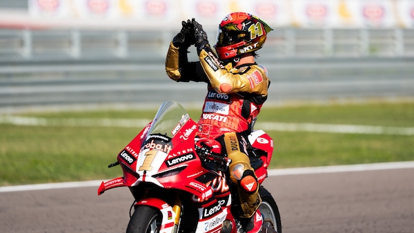 Ducati vincente in SBK: le foto di tutti i piloti sul tetto del mondo