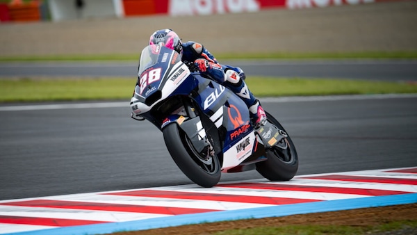 Moto2: pole position e record della pista per Izan Guevara a Motegi, quinto Tony Arbolino
