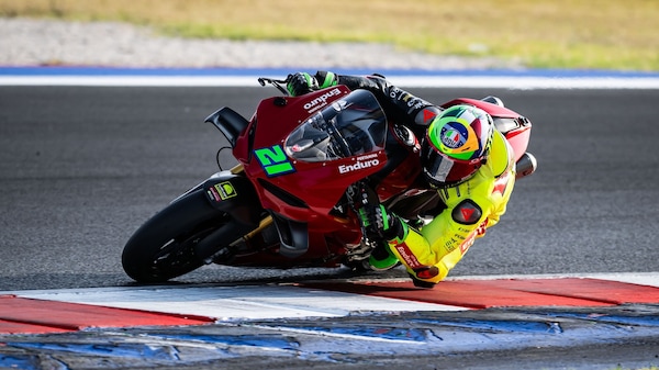 Morbidelli sulla Ducati iridata di Bulega: tra rilancio e rischi