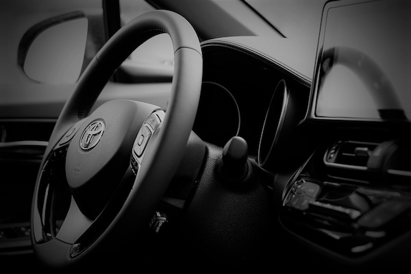 SUV d'appoggio per il traino moto: caratteristiche e capacità