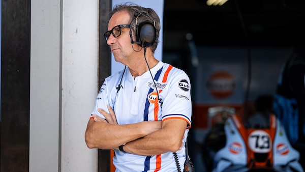 Brivio (Trackhouse) commenta l’incidente: “Marquez e Martin troppo aggressivi in curva 1”