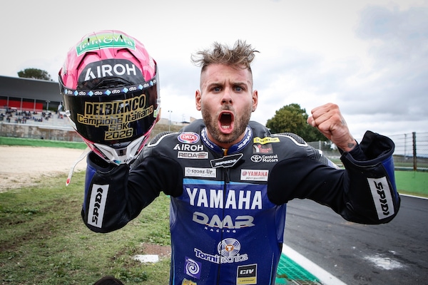 Doppietta storica per Yamaha! Delbianco è ancora Campione Italiano SBK, eguagliato Pirovano