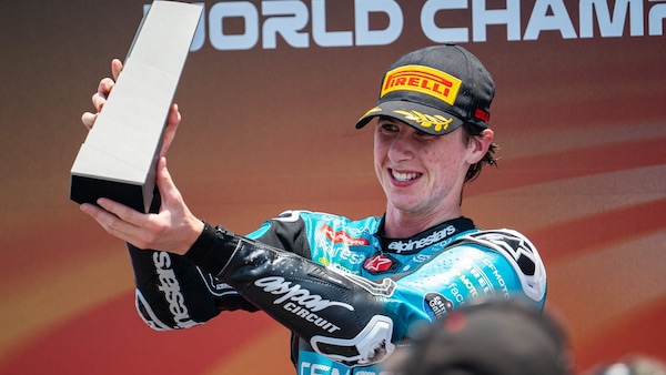 Máximo Quiles, il nuovo astro della Moto3, tra Marc Márquez e... Valentino Rossi