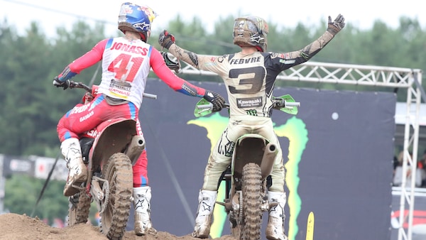 MXGP: Kawasaki saluta Febvre