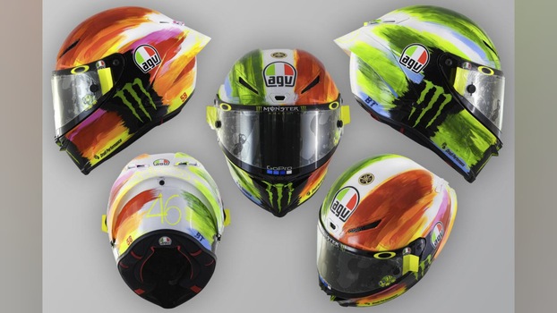 MotoGP: Valentino Rossi, tutti i caschi del Re del Mugello - Foto |  Motosprint